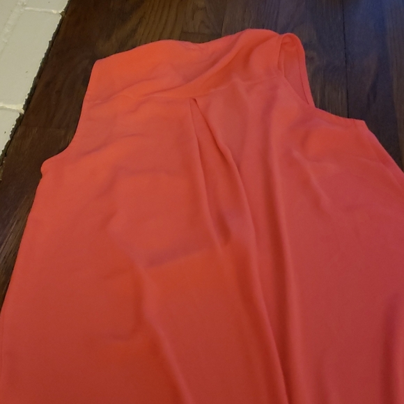 Salmon/coral colored tunic - Picture 2 of 2